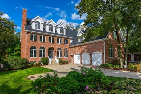 635 E Gartner Rd, Naperville, IL 60540 photo 1