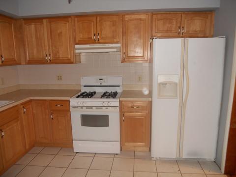 708 Pine Ave, Aurora, IL 60505 photo 6