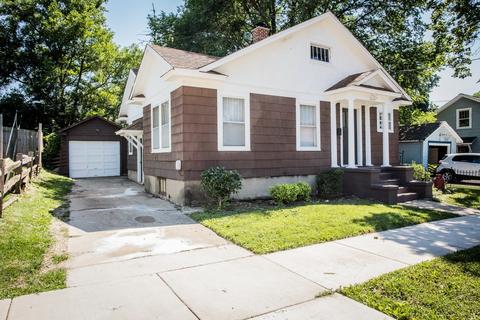 467 Standish St, Elgin, IL 60123 photo 2