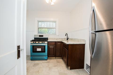 467 Standish St, Elgin, IL 60123 photo 9