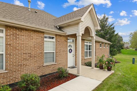 19220 Crescent Dr, Mokena, IL 60448 photo 2