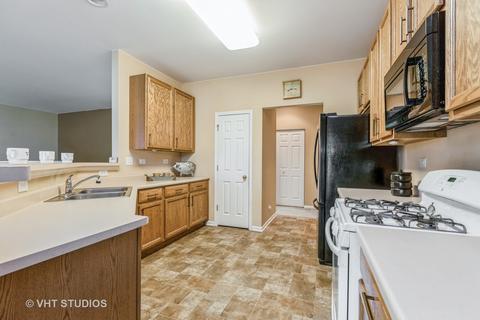 3308 Chase Ln, Elgin, IL 60124 photo 9
