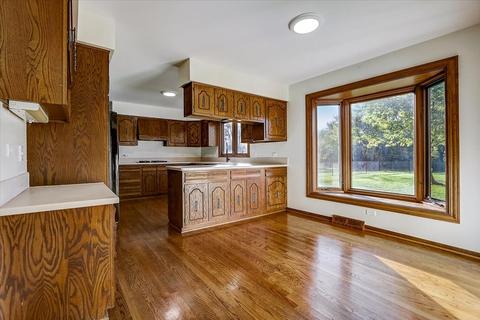 14 N401 Oliver Dr, Elgin, IL 60124 photo 16