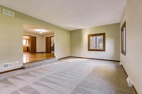 14 N401 Oliver Dr, Elgin, IL 60124 photo 11