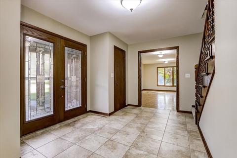 14 N401 Oliver Dr, Elgin, IL 60124 photo 6