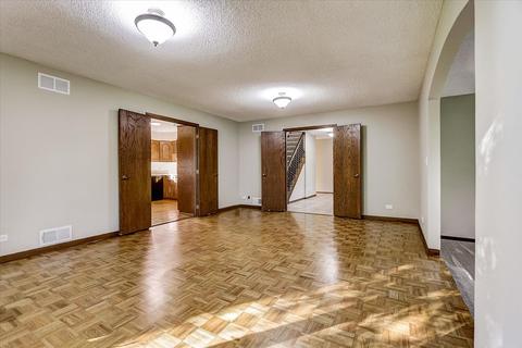 14 N401 Oliver Dr, Elgin, IL 60124 photo 8