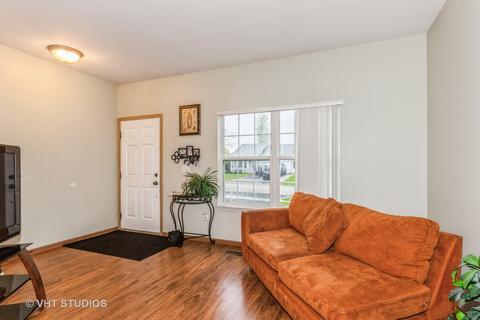 4109 Dillon St, Plano, IL 60545 photo 2