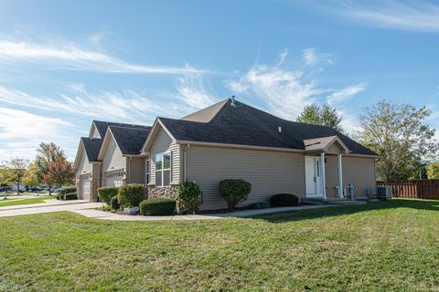 15746 Cove Cir, Plainfield, IL 60544 photo 2