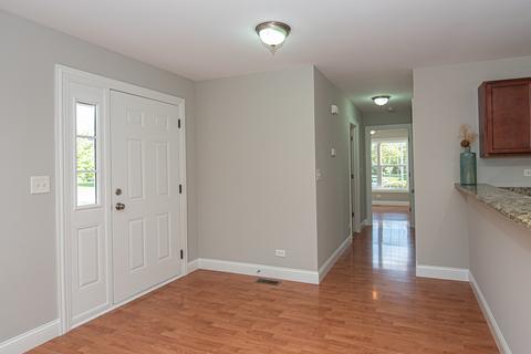 15746 Cove Cir, Plainfield, IL 60544 photo 5