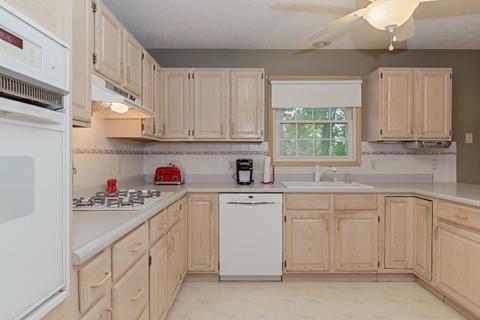 1602 Springfield Rd, Bloomington, IL 61701 photo 34