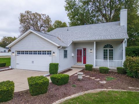 1602 Springfield Rd, Bloomington, IL 61701 photo 2