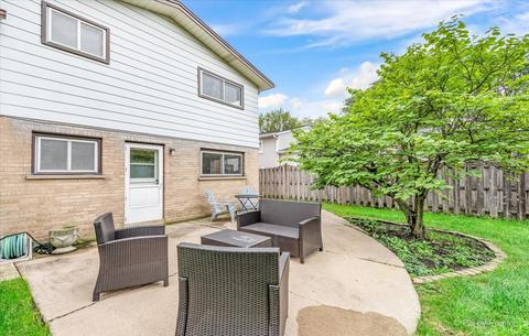 60 Lance Dr, Des Plaines, IL 60016 photo 32