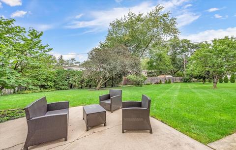 60 Lance Dr, Des Plaines, IL 60016 photo 31