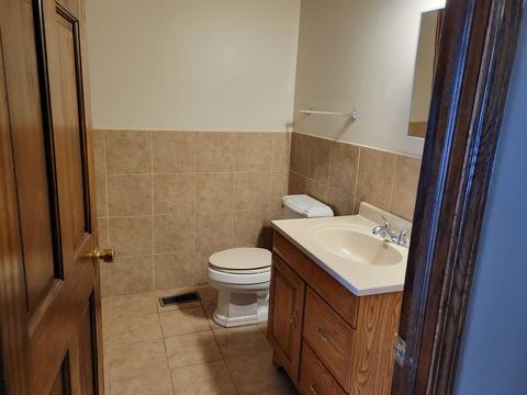 182 Highbury Dr, Elgin, IL 60120 photo 11