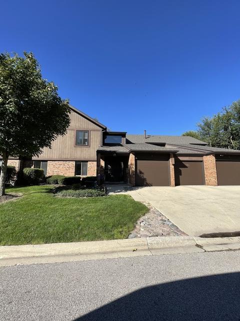 19 Creekside Cir #B, Elgin, IL 60123 photo 1