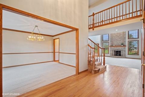 3580 Bunker Hill Dr, Algonquin, IL 60102 photo 2