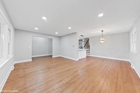 1007 Valewood Rd, Bartlett, IL 60103 photo 3
