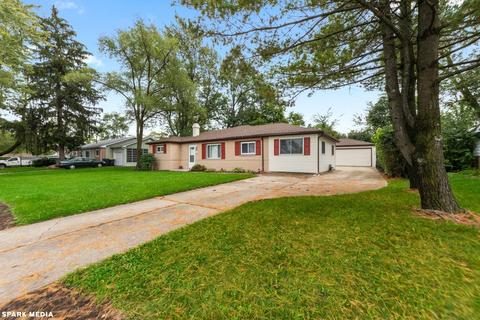 405 Alpine Ln, Hoffman Estates, IL 60169 photo 2