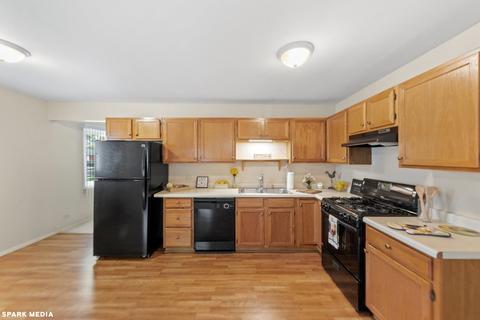 405 Alpine Ln, Hoffman Estates, IL 60169 photo 9