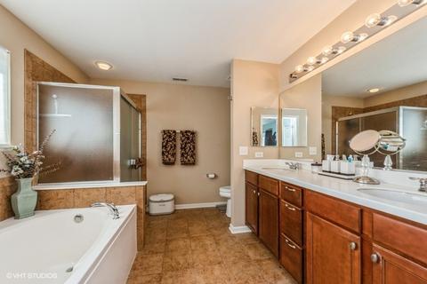 2017 Salem Rd, Elgin, IL 60123 photo 14