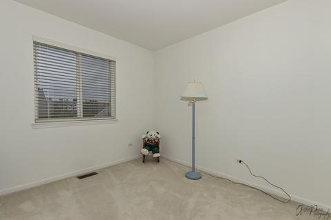 28601 Wagon Trail Rd, Lakemoor, IL 60051 photo 15