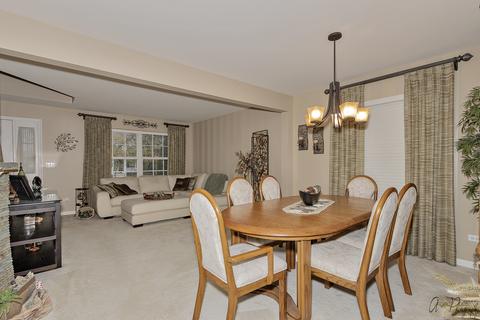 28601 Wagon Trail Rd, Lakemoor, IL 60051 photo 7