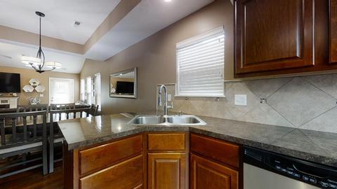 3212 Sharp Dr, Champaign, IL 61822 photo 9
