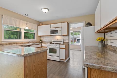 900 Prairie Dr, Algonquin, IL 60102 photo 10