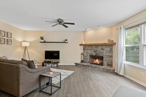 900 Prairie Dr, Algonquin, IL 60102 photo 5