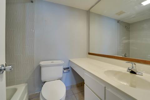 4511 Kings Walk Dr #2D, Rolling Meadows, IL 60008 photo 13