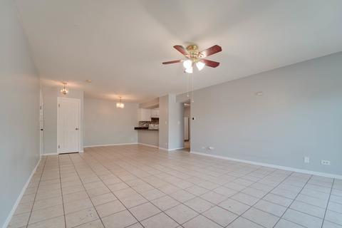 4511 Kings Walk Dr #2D, Rolling Meadows, IL 60008 photo 4
