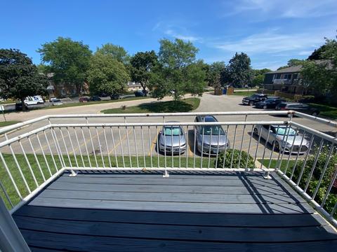 4511 Kings Walk Dr #2D, Rolling Meadows, IL 60008 photo 2