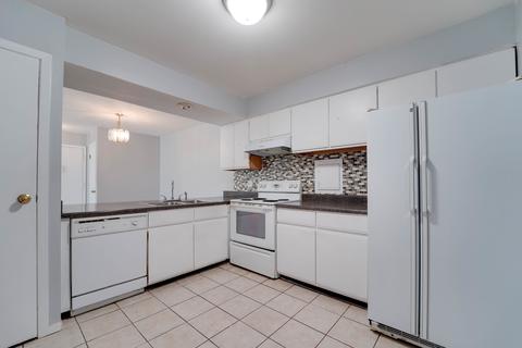 4511 Kings Walk Dr #2D, Rolling Meadows, IL 60008 photo 8