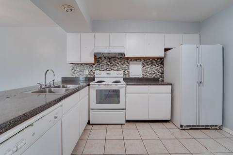 4511 Kings Walk Dr #2D, Rolling Meadows, IL 60008 photo 9