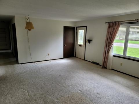 610 E Buffalo St, Polo, IL 61064 photo 3