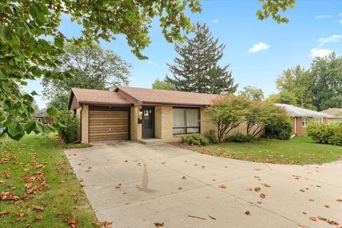 1313 Towanda Ave, Bloomington, IL 61701 photo 1