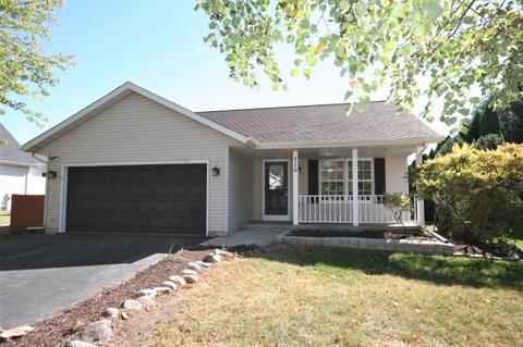 710 Cedar Ln, Genoa, IL 60135 photo 1