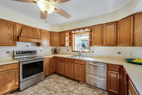 525 63rd St, Willowbrook, IL 60527 photo 12