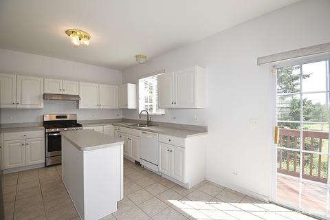 601 Declaration Ln, Aurora, IL 60502 photo 12