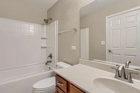441 N Commerce St, Aurora, IL 60504 photo 24