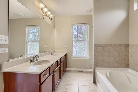 441 N Commerce St, Aurora, IL 60504 photo 20