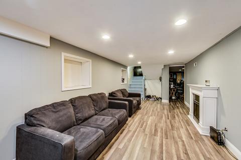 5446 N Spaulding Ave, Chicago, IL 60625 photo 23