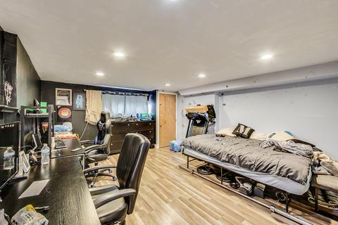 5446 N Spaulding Ave, Chicago, IL 60625 photo 27