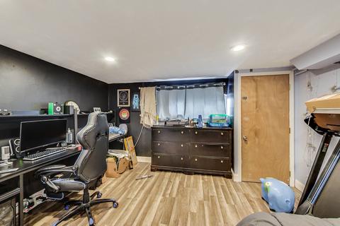 5446 N Spaulding Ave, Chicago, IL 60625 photo 28
