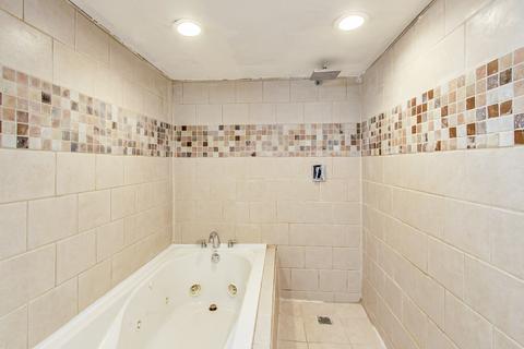 5446 N Spaulding Ave, Chicago, IL 60625 photo 31