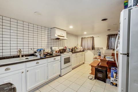 5446 N Spaulding Ave, Chicago, IL 60625 photo 24