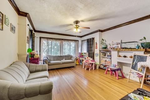 5446 N Spaulding Ave, Chicago, IL 60625 photo 6