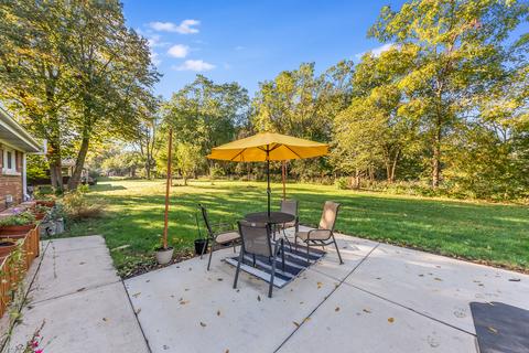 331 E Circle Dr, New Lenox, IL 60451 photo 3