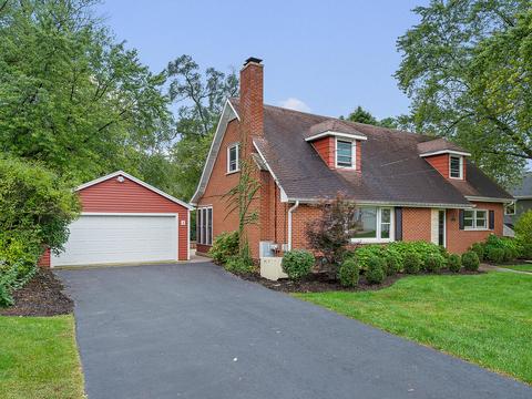 904 University Pl, Wheaton, IL 60187 photo 1