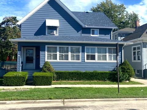 21 N Geneva St, Elgin, IL 60120 photo 1